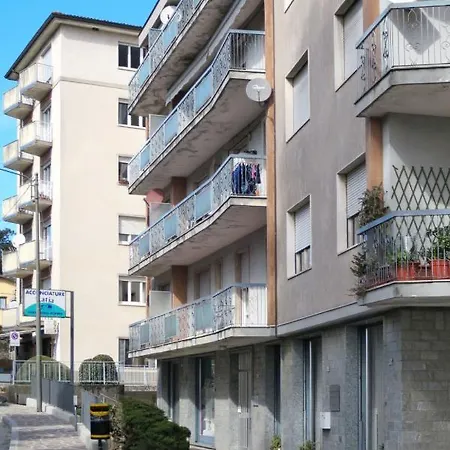 Locazione Turistica Garibaldi - Mgn145 * Maccagno